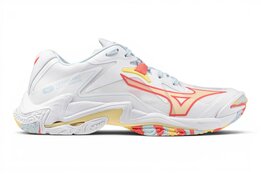 Mizuno Wave Lightning Z8