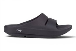 Oofos OOahh slipper
